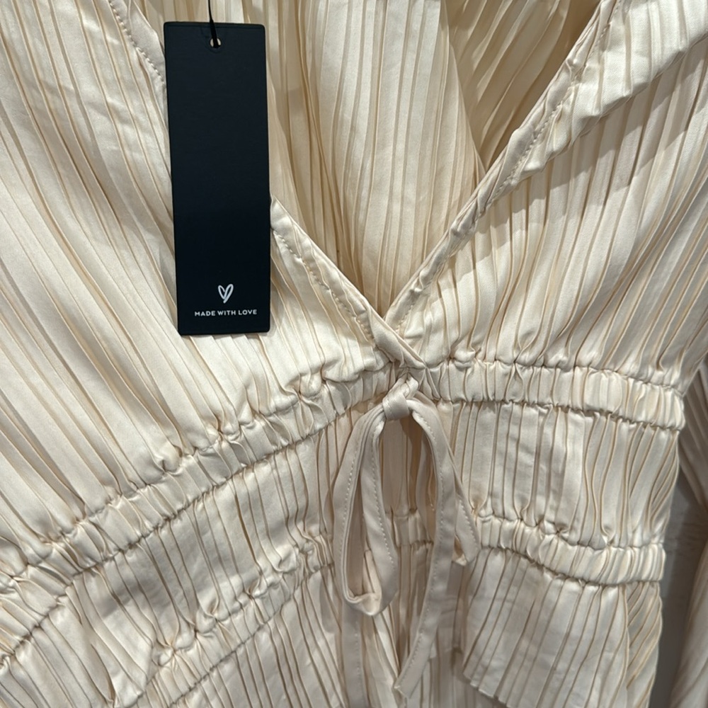 Lulus Top - Picture 3 of 4